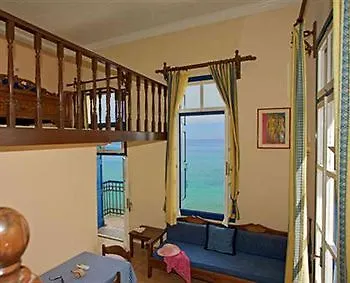 Delfini Beach ريثيمنو 4*,  اليونان